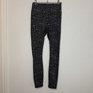 Fabletics Motion365+ Leggings Tonal Black Water Print | Size Small